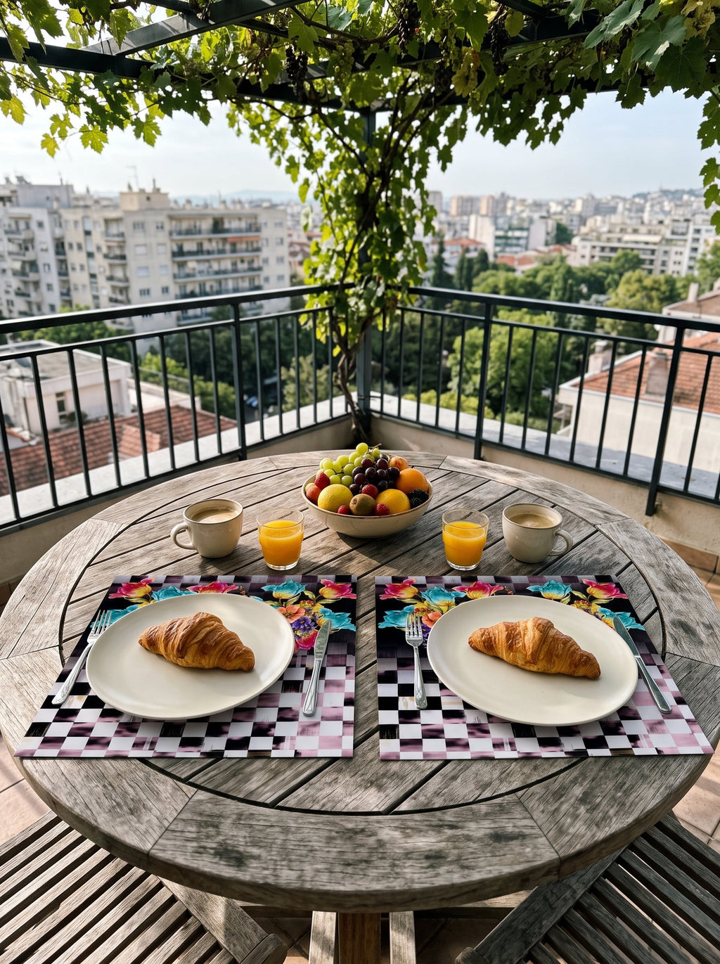 Dama Checkerboard Floral Set of 4 Placemats + Coasters – image 3