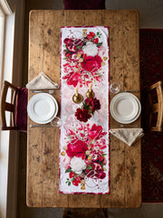 Ruby Blumenstrauß & Granatapfel — Tischläufer 45x138 cm, fleckabweisend