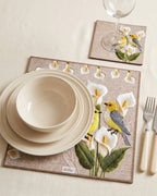 Lily Vogel & Blüten Set aus 4 Platzsets + Untersetzern – Bild 8