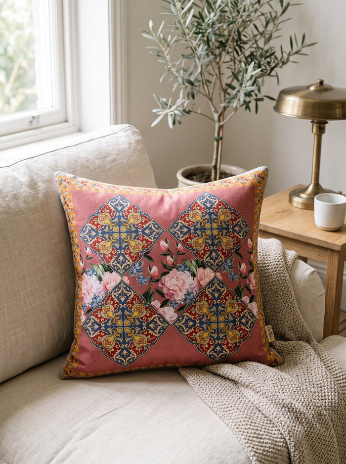 Safi Iznik Tile & Rose — Set of 2 Cushion Covers 40x40 cm, Zippered, Stain-Resistant