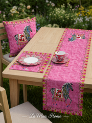 Pink Zebra Tischset — Läufer + Platzsets + Untersetzer + Kissen