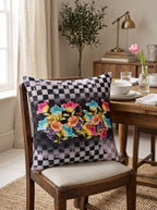 Dama Checkerboard Floral set of 4 cushion covers – in a living room