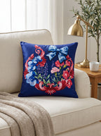 LaMua Bow & Floral set of 2 cushion covers – close-up on a sofa
