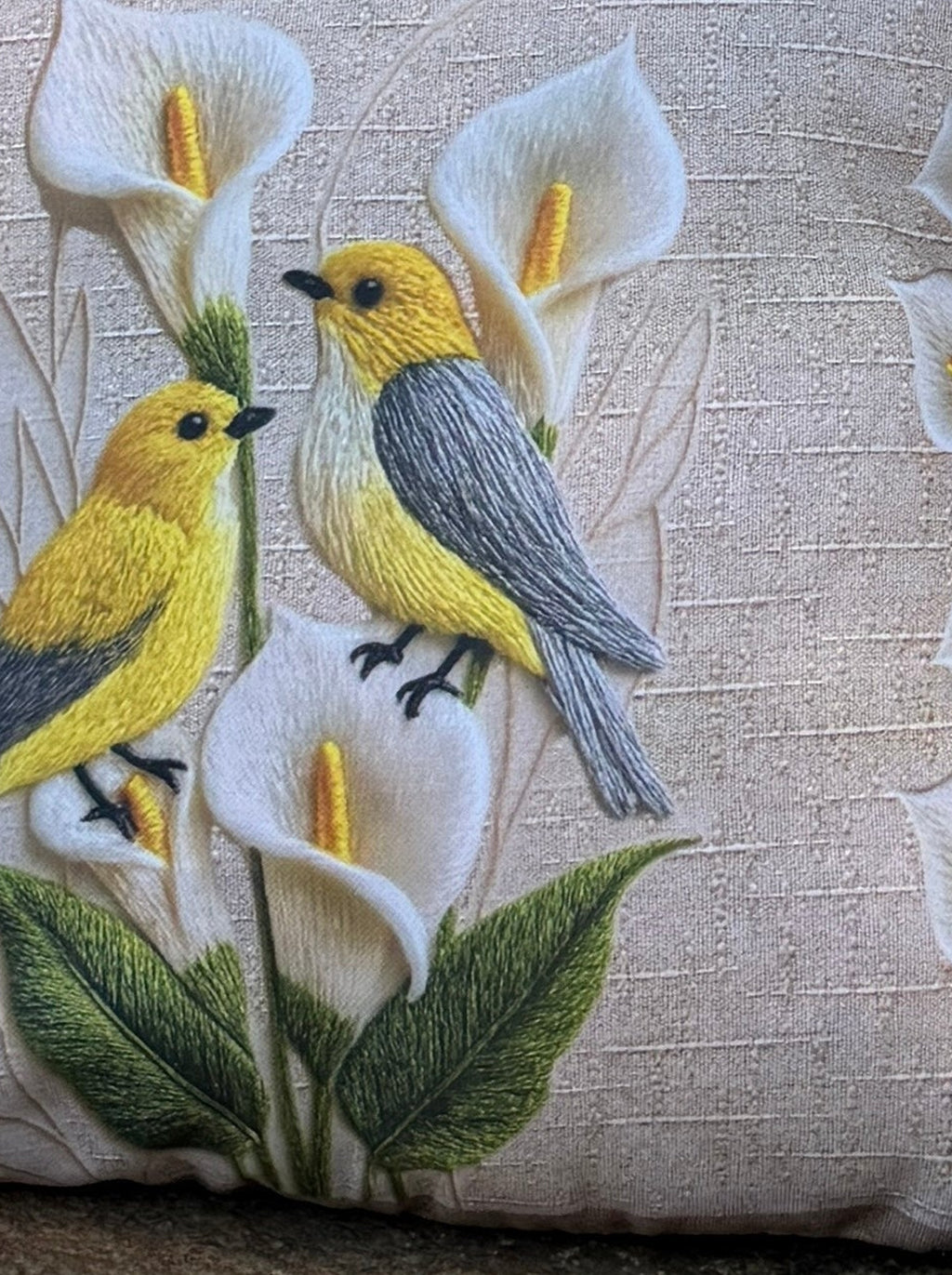 Lily Bird & Floral set of 2 cushion covers – pattern and texture close-up