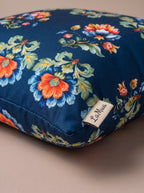Loya Floral set of 4 cushion covers – edge and seam close-up