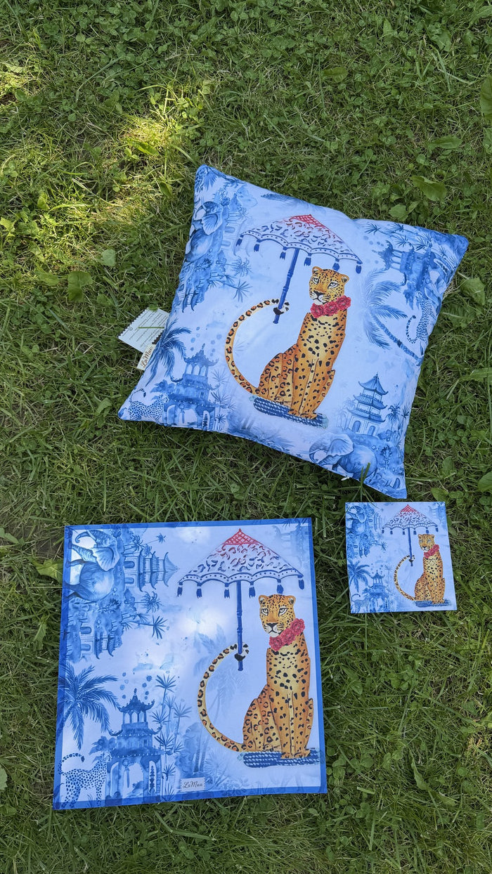 Safari Leopard — Tischläufer 40x140 cm, fleckabweisend, abwischbar