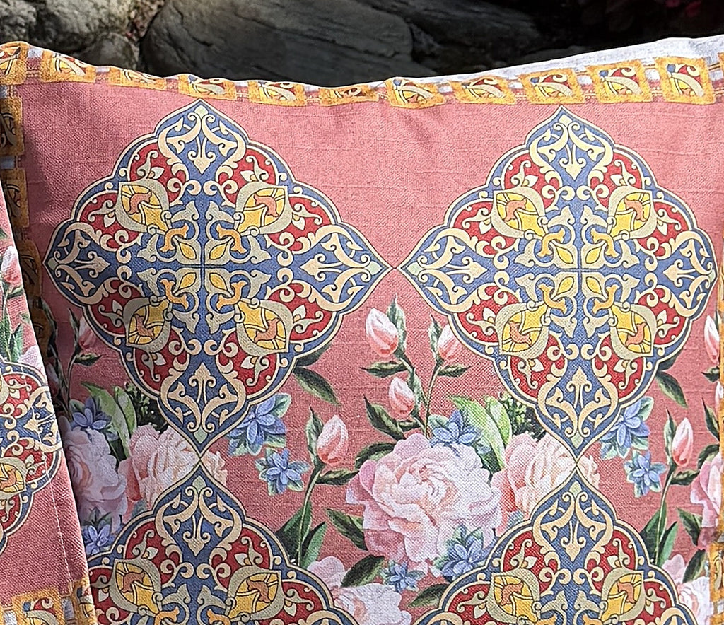Safi Iznik Tile & Rose set of 4 cushion covers – pattern and texture close-up
